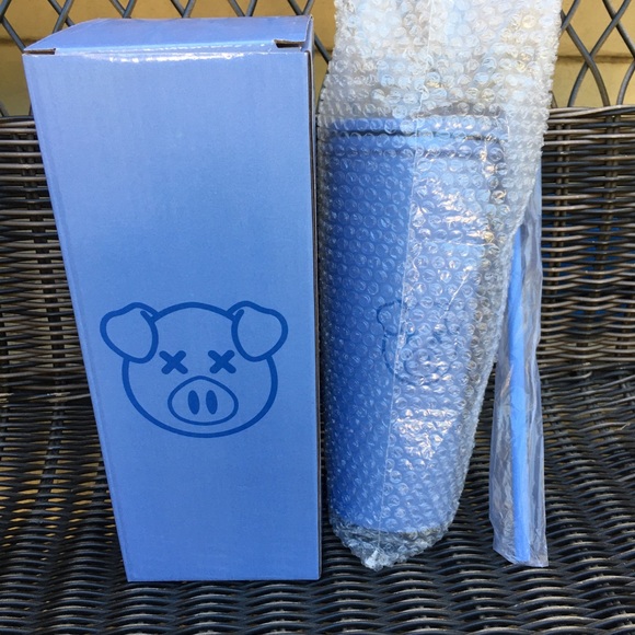 Shane Dawson Baby Blue pig print matte Tumbler NWT - Picture 4 of 6